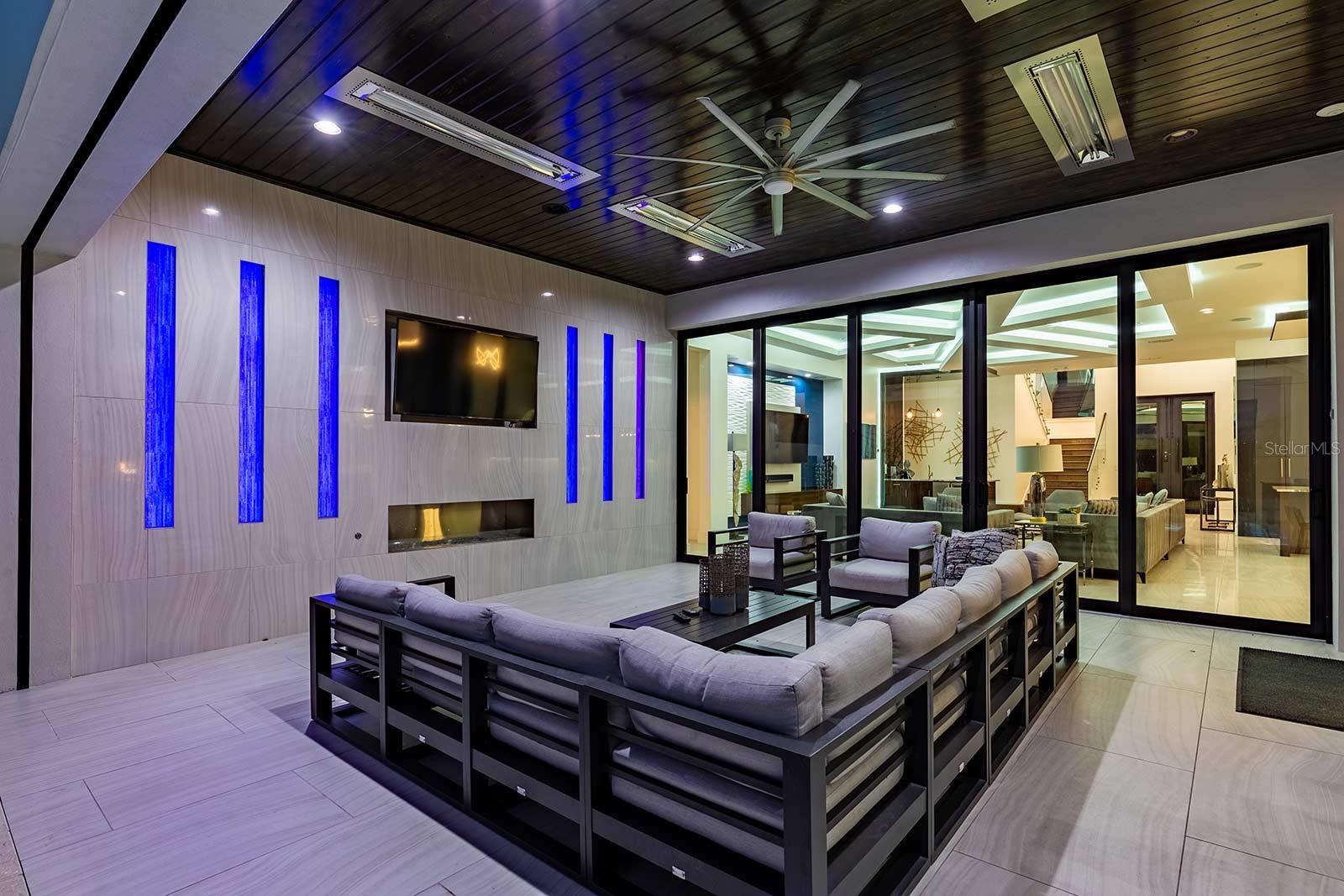 REUNION WEST VLGS NORTH - Residential