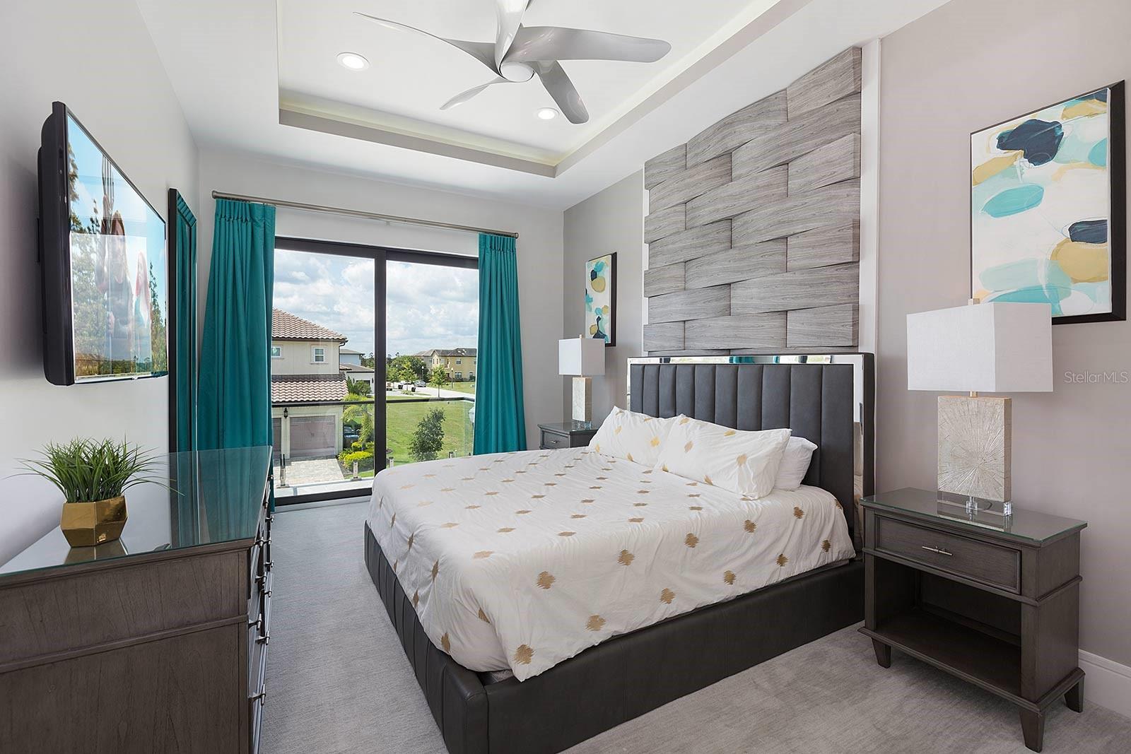 REUNION WEST VLGS NORTH - Residential