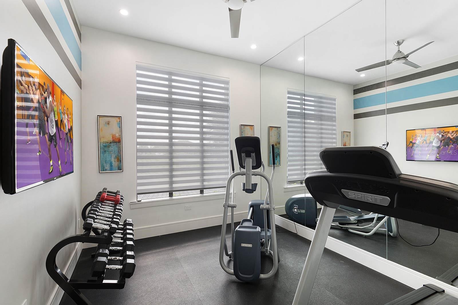 REUNION WEST VLGS NORTH - Residential