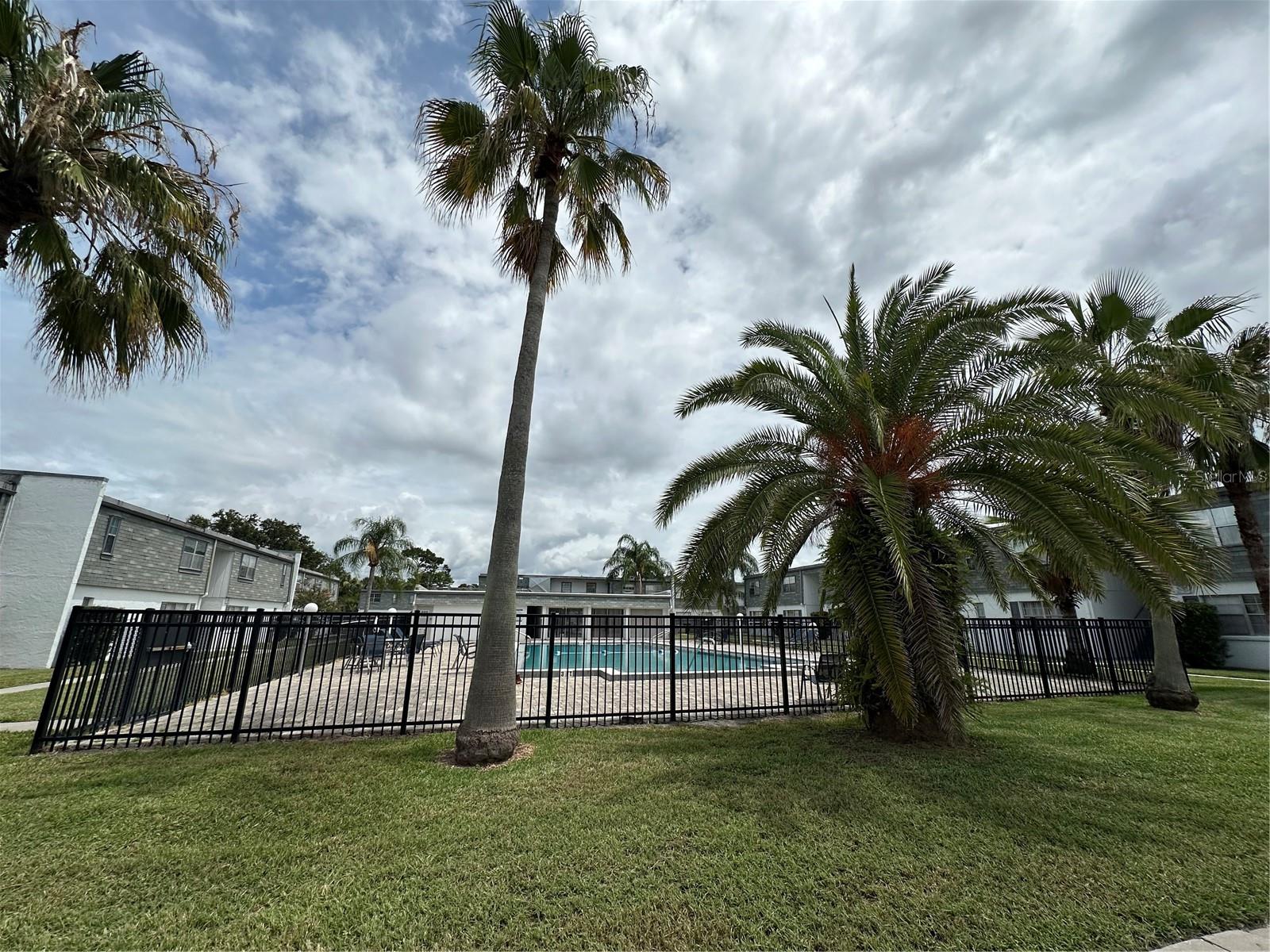 GOLFSIDE VILLAS CONDO - Residential
