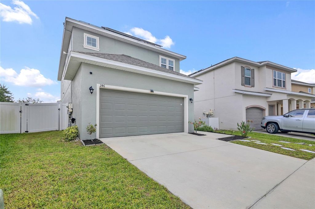 Photo of 246 Aberdeen Street, Davenport, FL 33896 (MLS # S5136266)