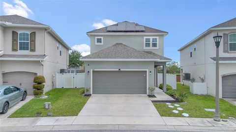 Photo of 246 Aberdeen Street, Davenport, FL 33896 (MLS # S5136266)