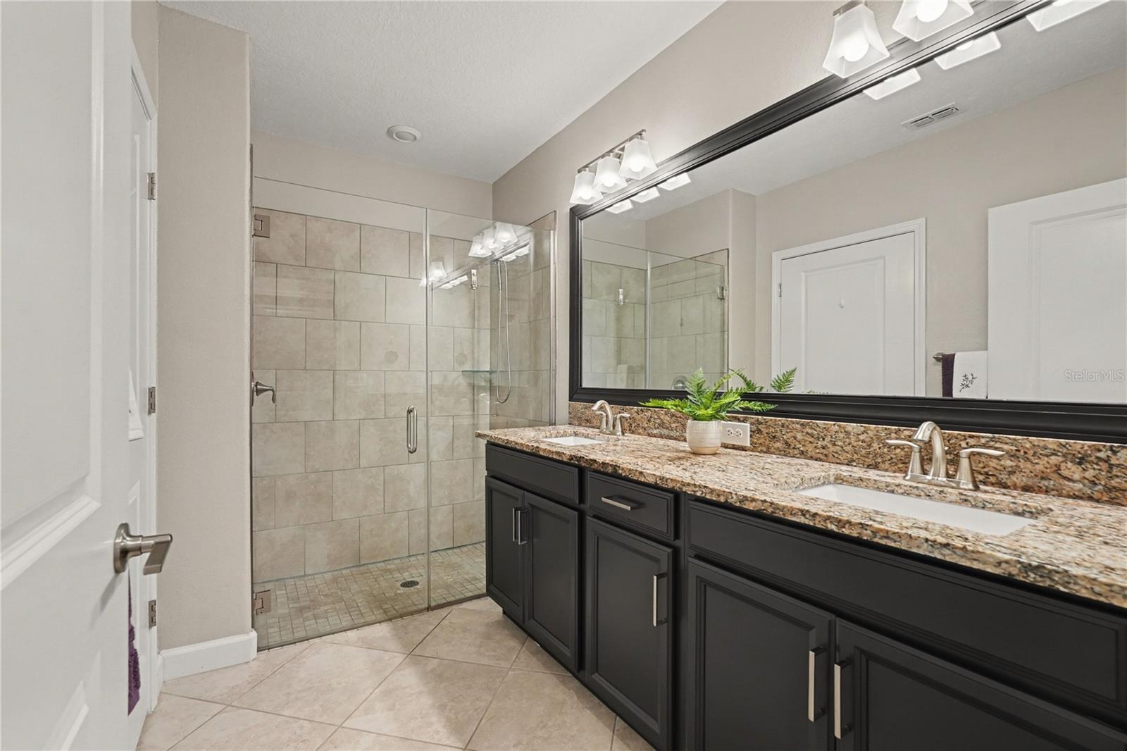 MIRADA ACTIVE ADULT - Residential