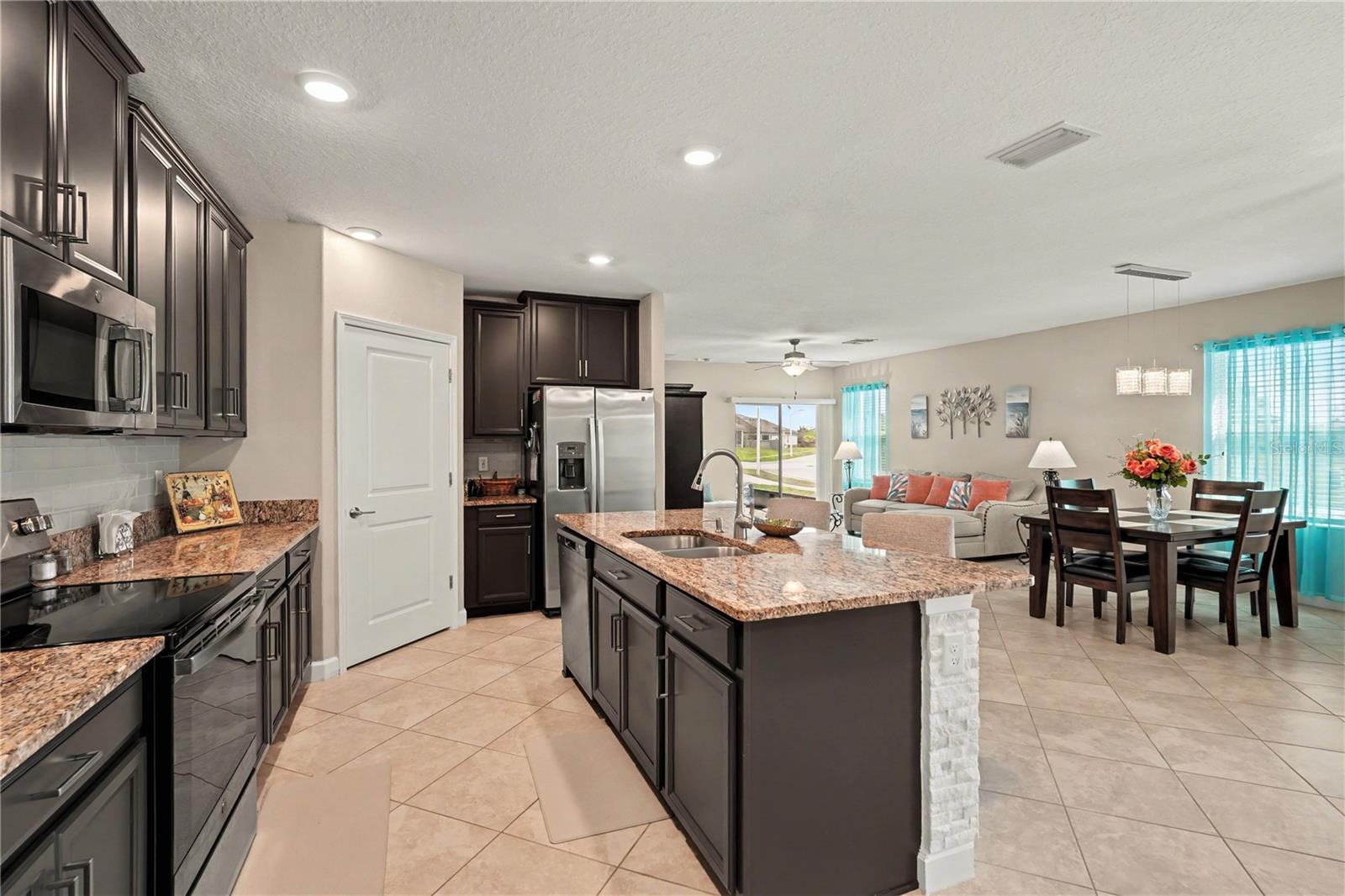 MIRADA ACTIVE ADULT - Residential