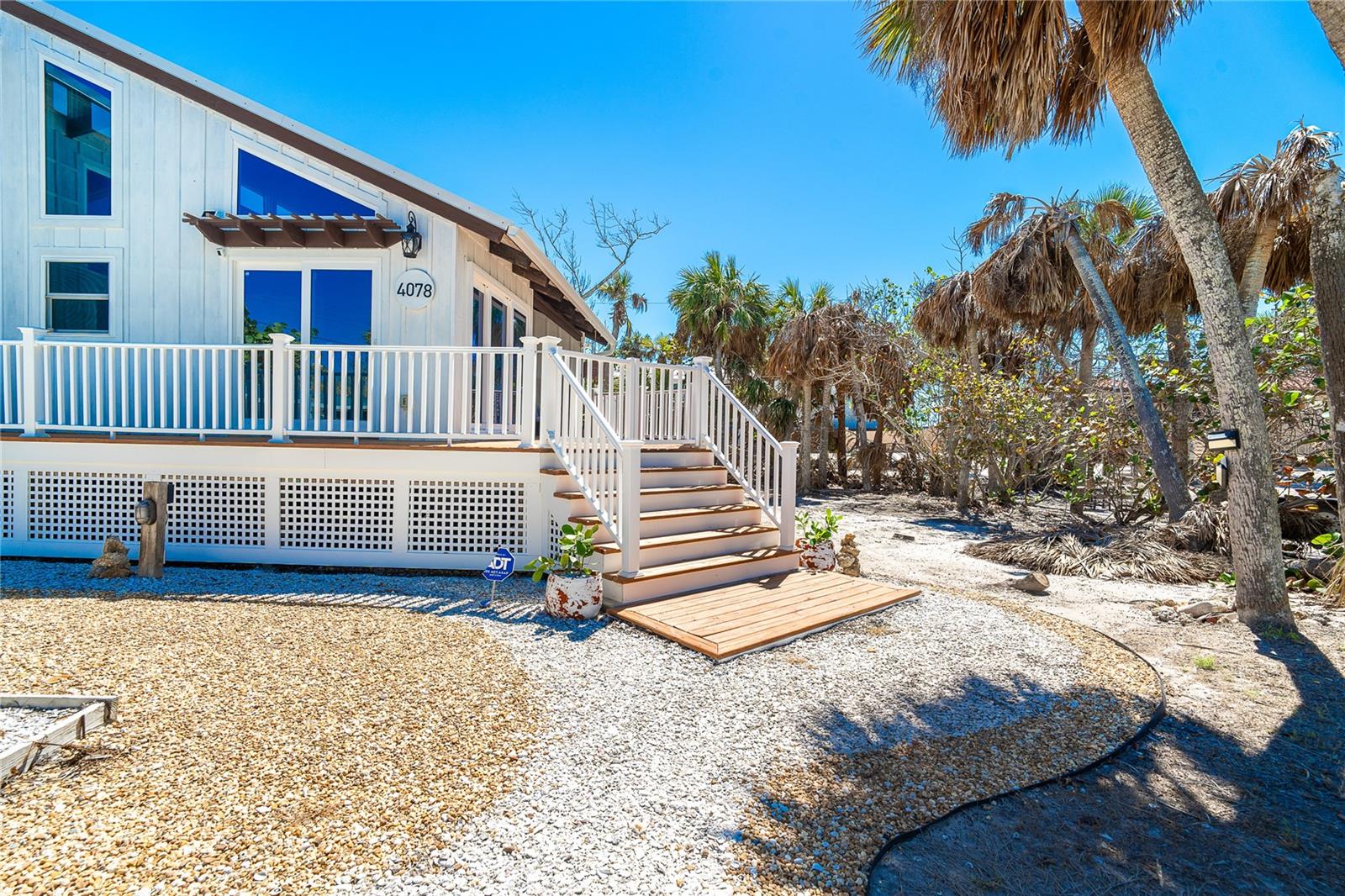 4078 N BEACH ROAD