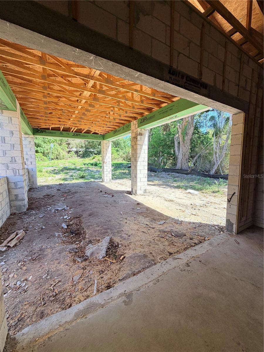 PARK LAKE COURT - Residential