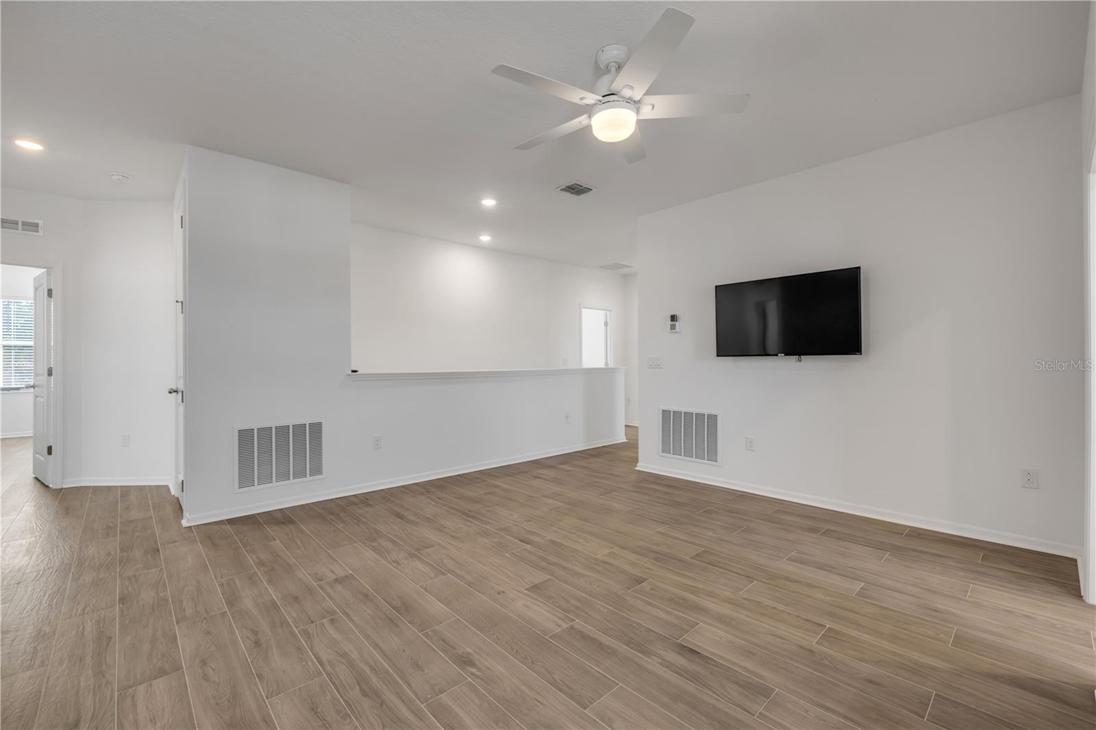 PARKS AT EDGEWATER - Residential