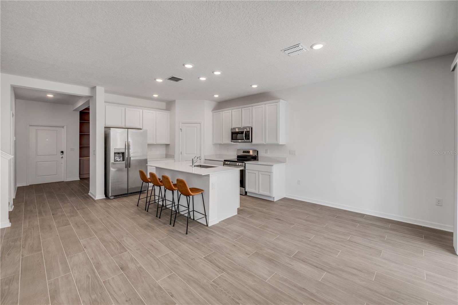 PARKS AT EDGEWATER - Residential