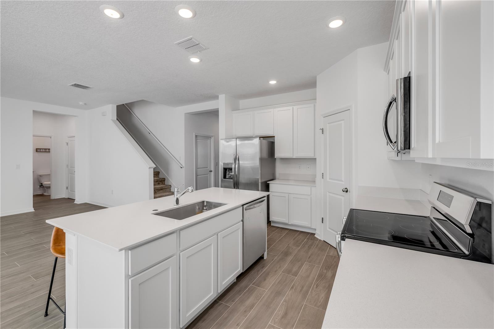 PARKS AT EDGEWATER - Residential