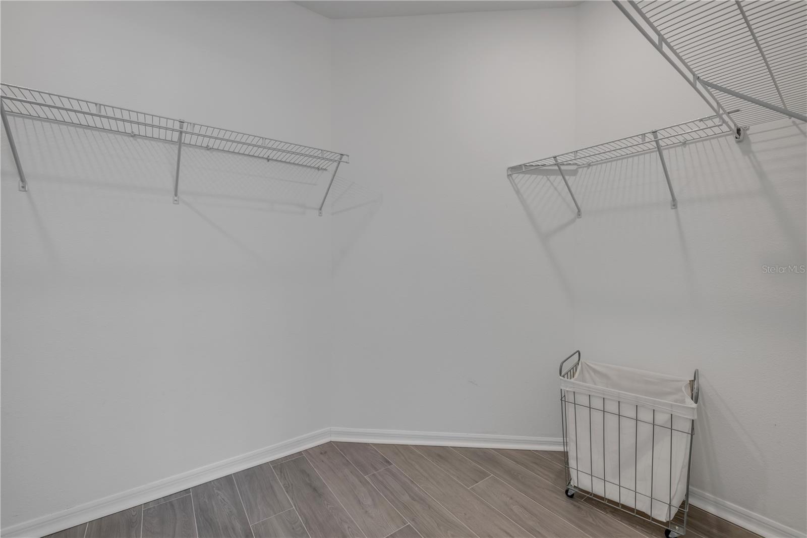 PARKS AT EDGEWATER - Residential