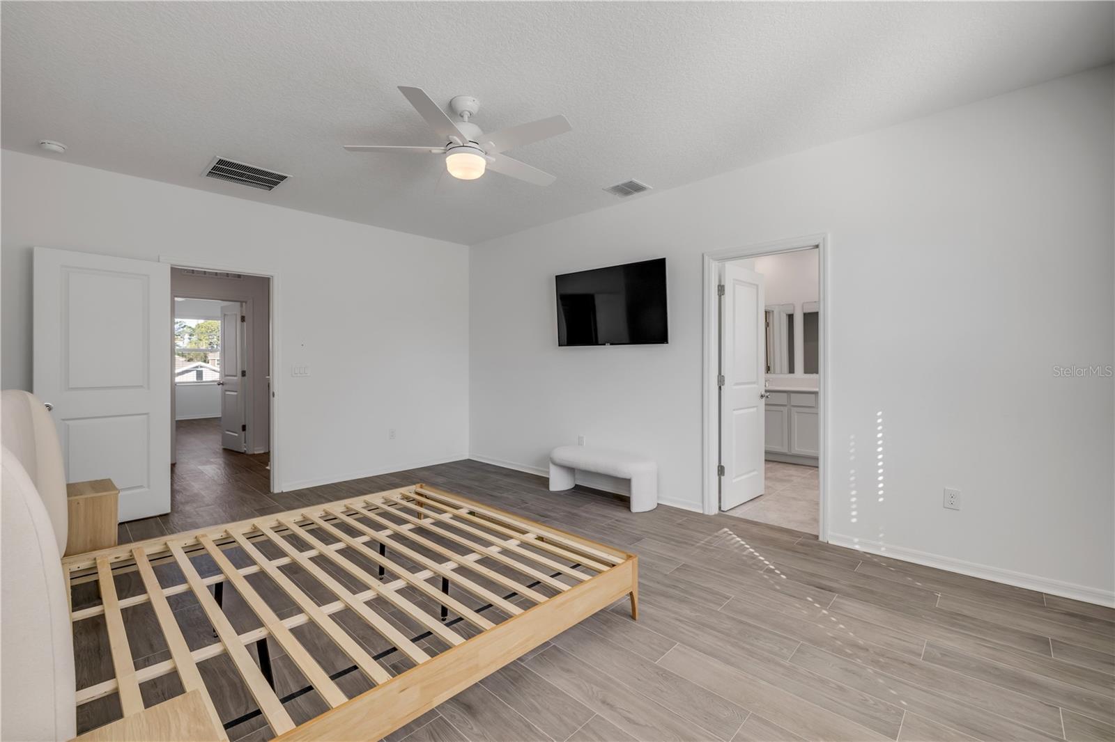 PARKS AT EDGEWATER - Residential