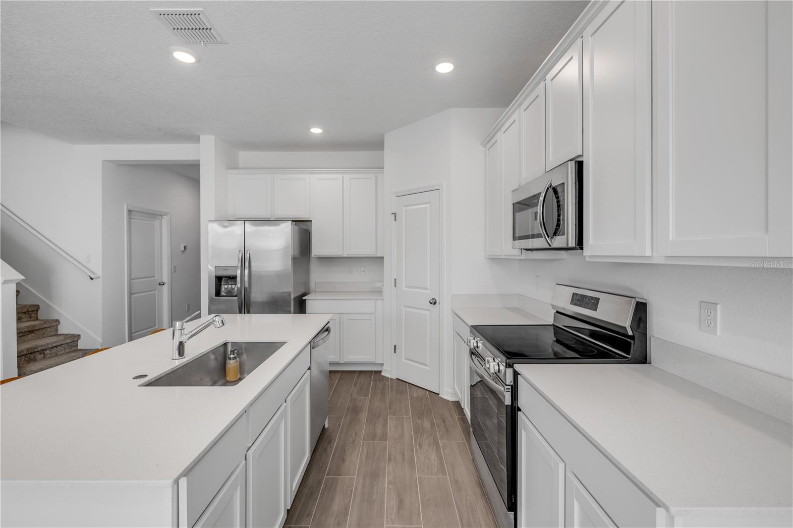 PARKS AT EDGEWATER - Residential