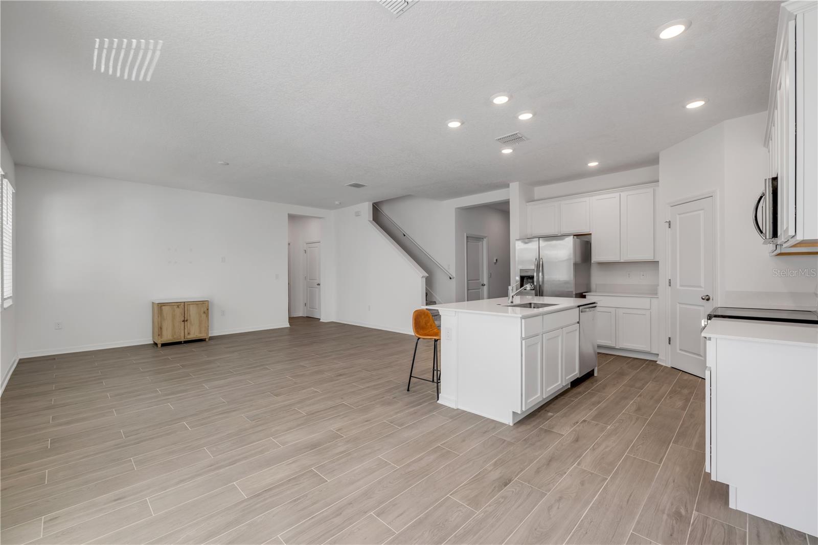 PARKS AT EDGEWATER - Residential