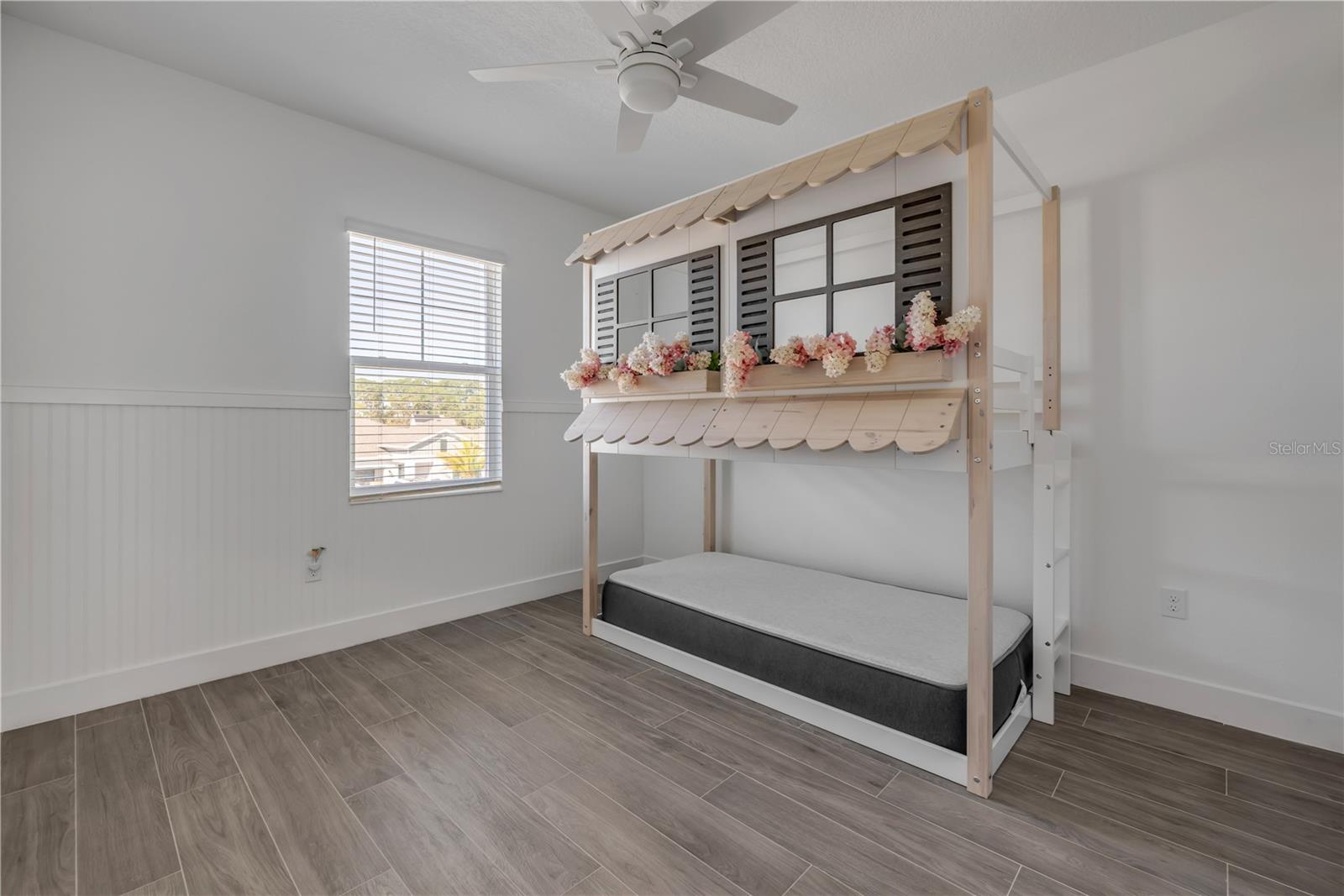 PARKS AT EDGEWATER - Residential