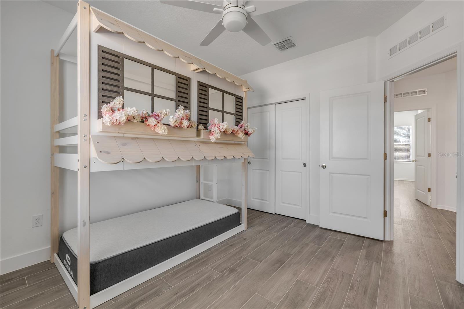 PARKS AT EDGEWATER - Residential