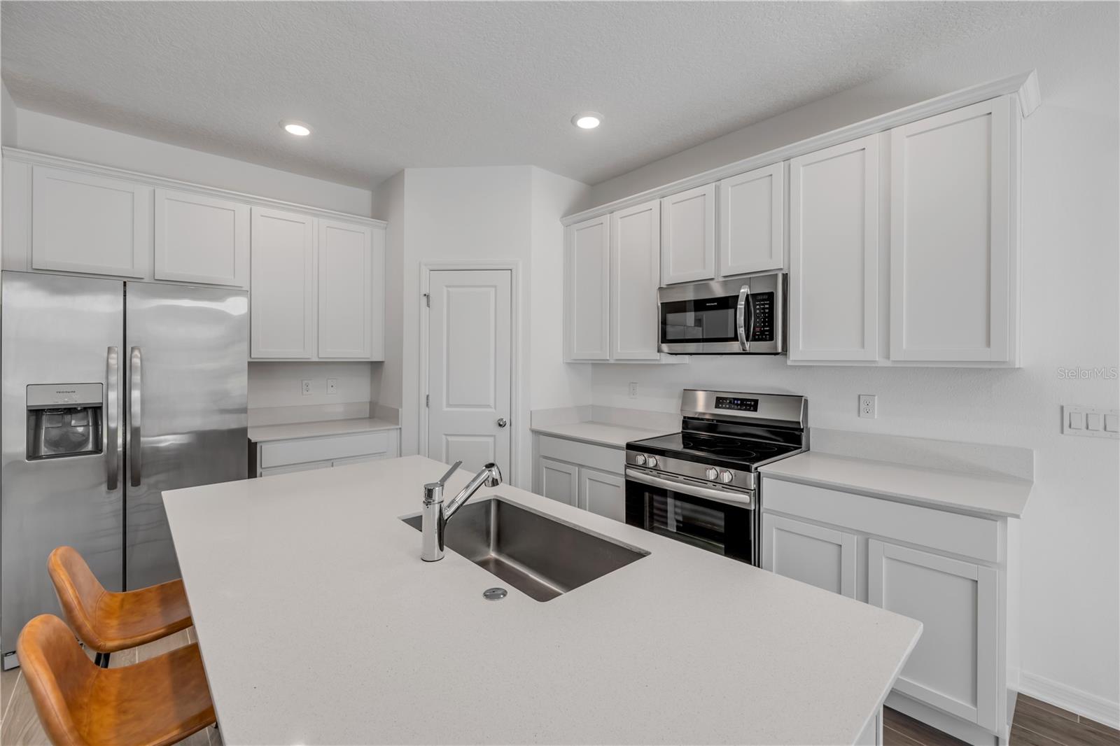 PARKS AT EDGEWATER - Residential