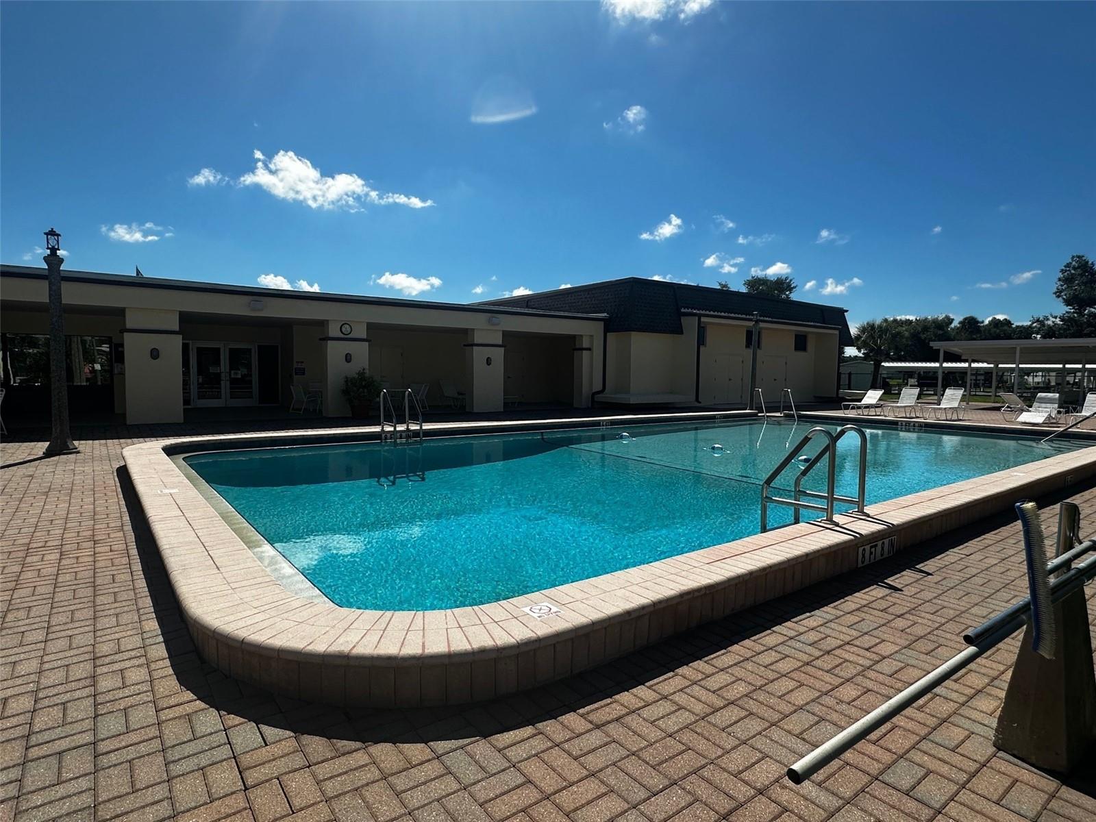 HOLIDAY PARK - Residential