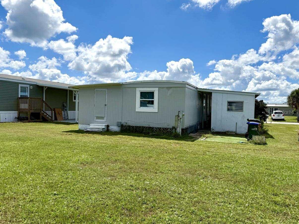 HOLIDAY PARK - Residential