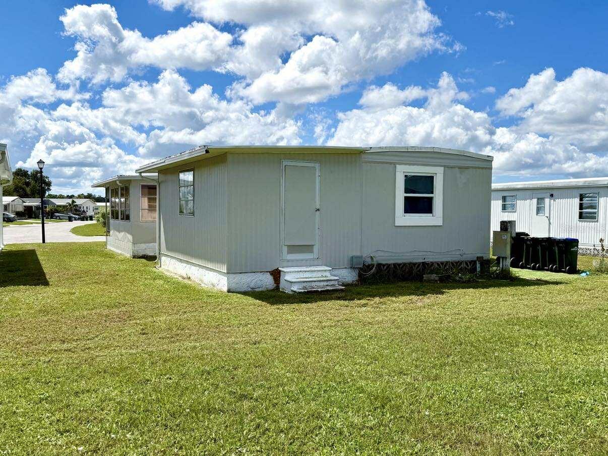 HOLIDAY PARK - Residential