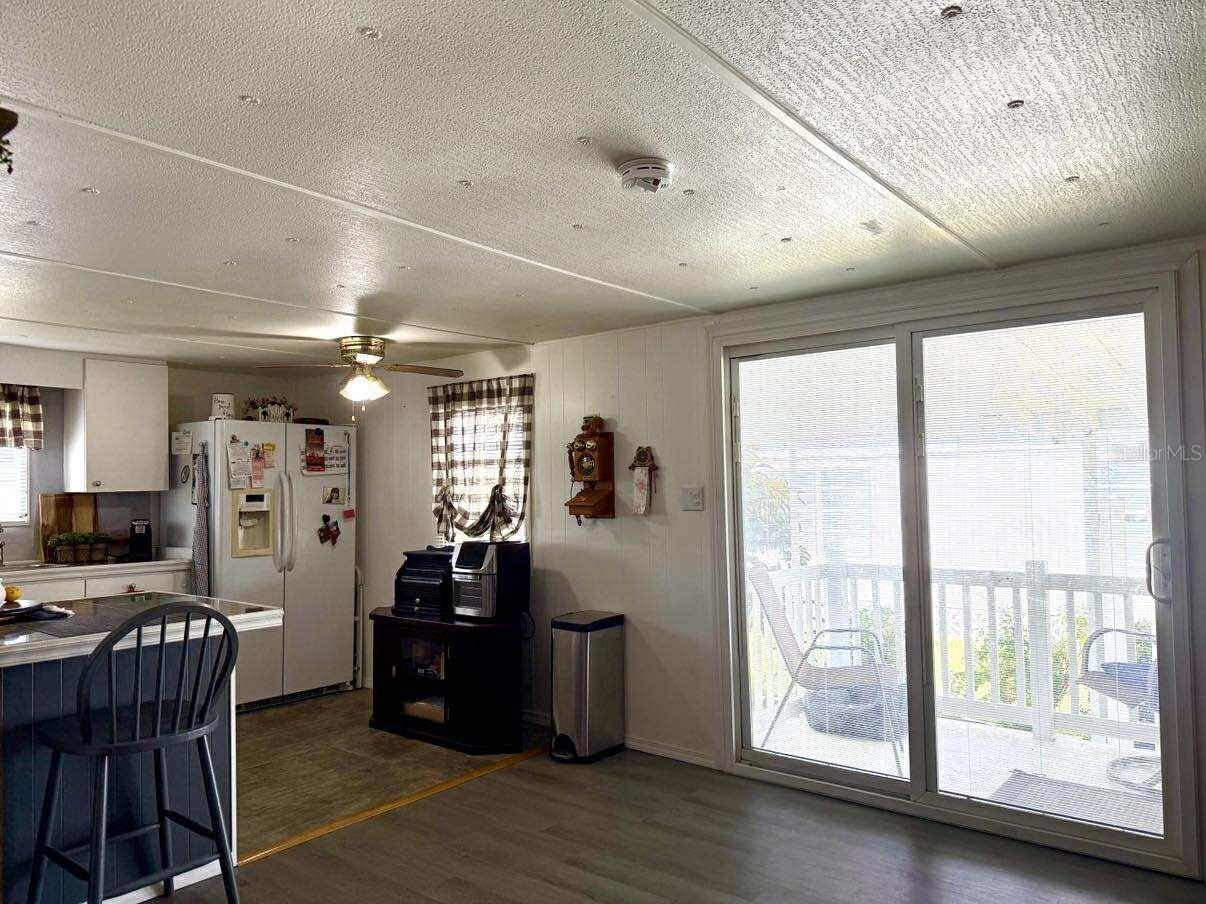HOLIDAY PARK - Residential