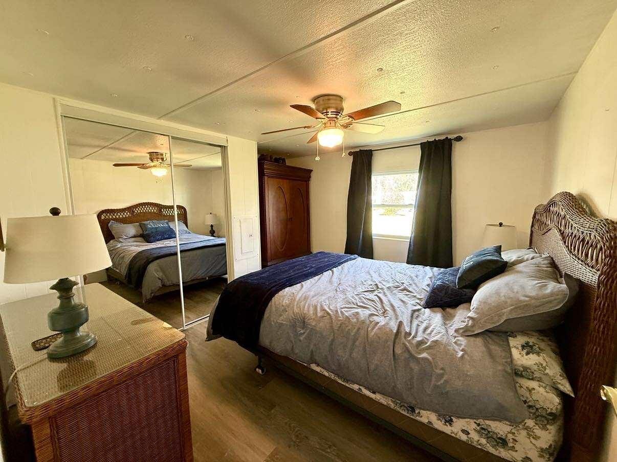 HOLIDAY PARK - Residential
