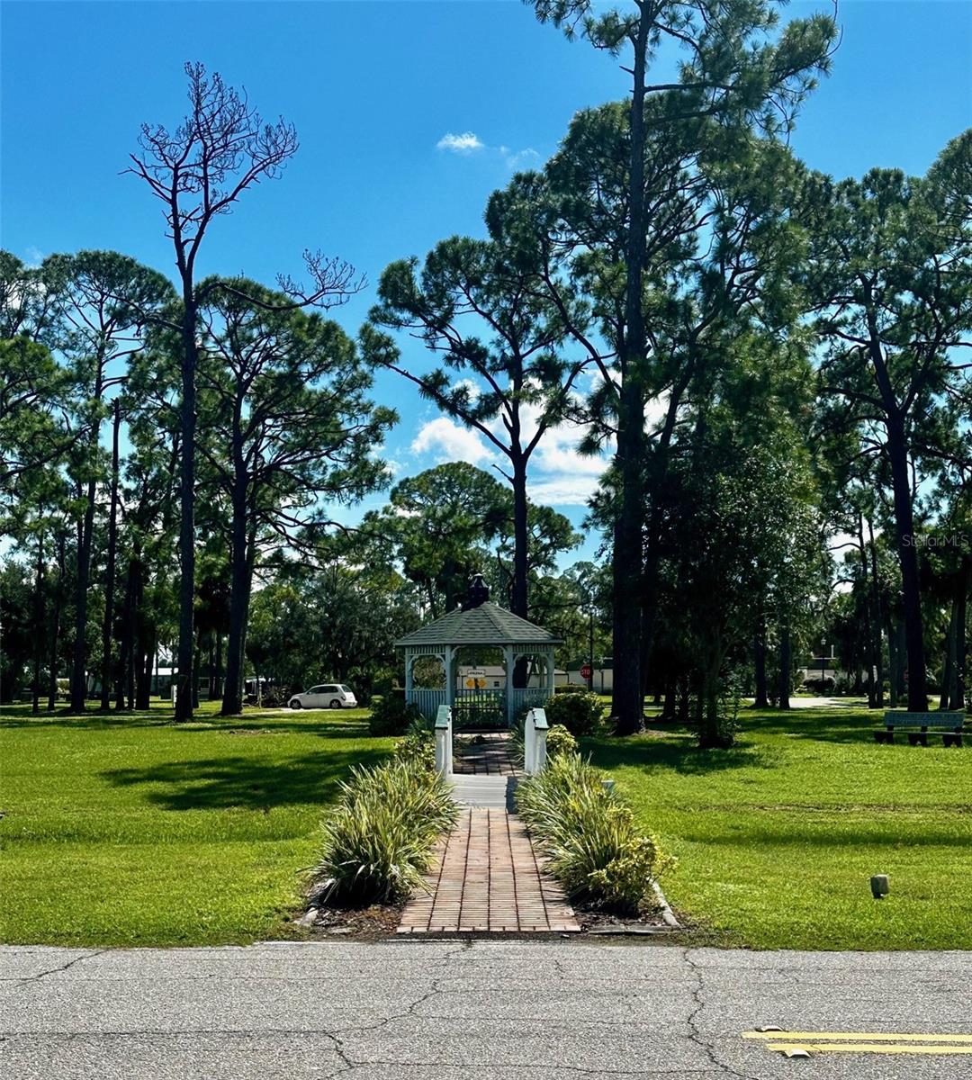 HOLIDAY PARK - Residential