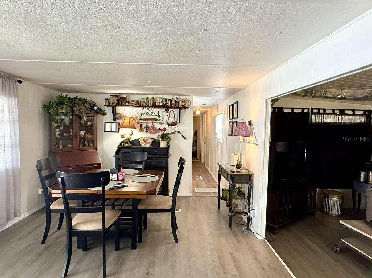 HOLIDAY PARK - Residential
