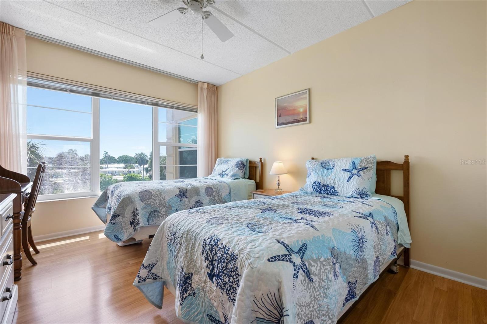 BEACH HARBOR CLUB - Residential