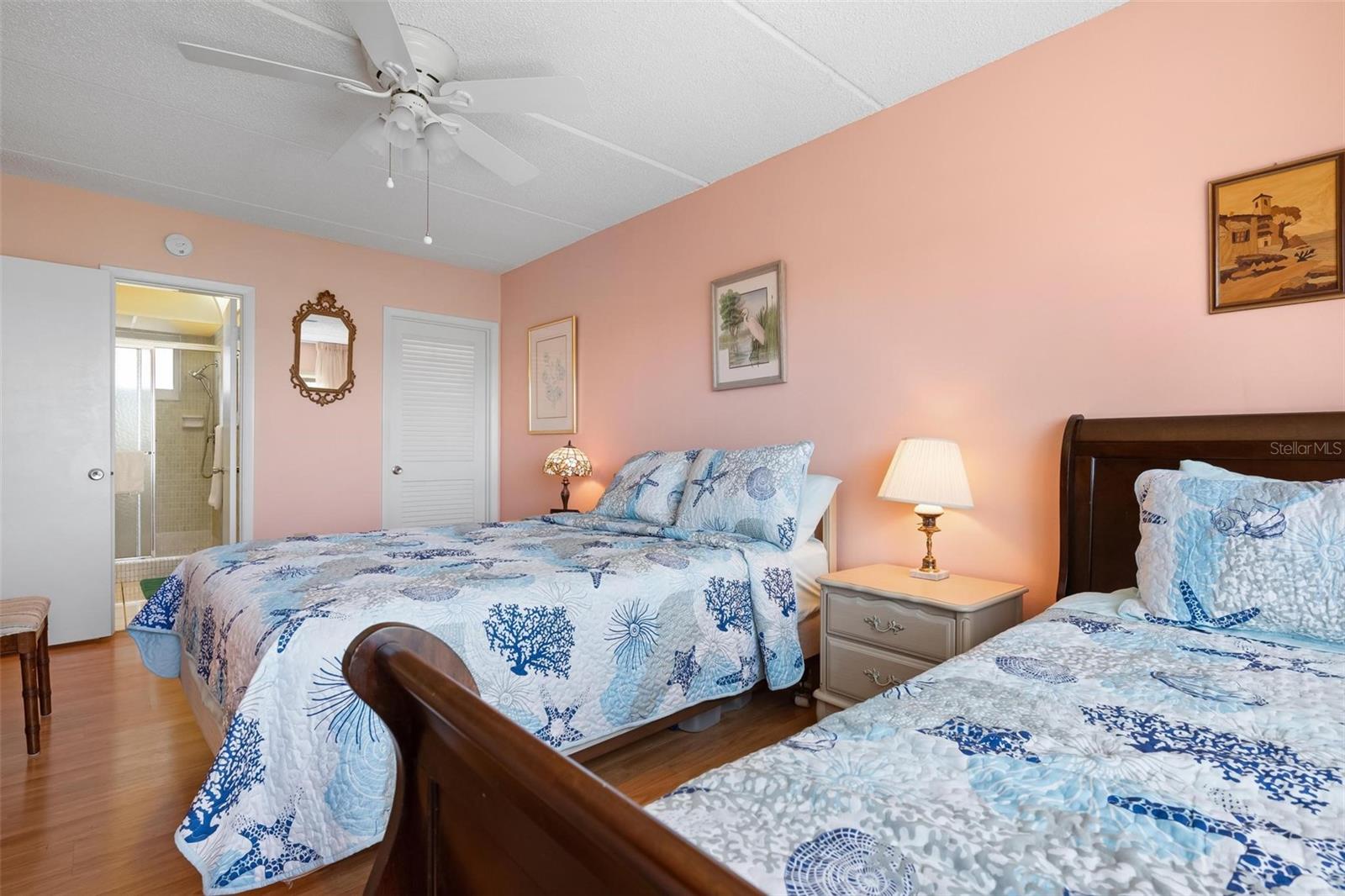 BEACH HARBOR CLUB - Residential