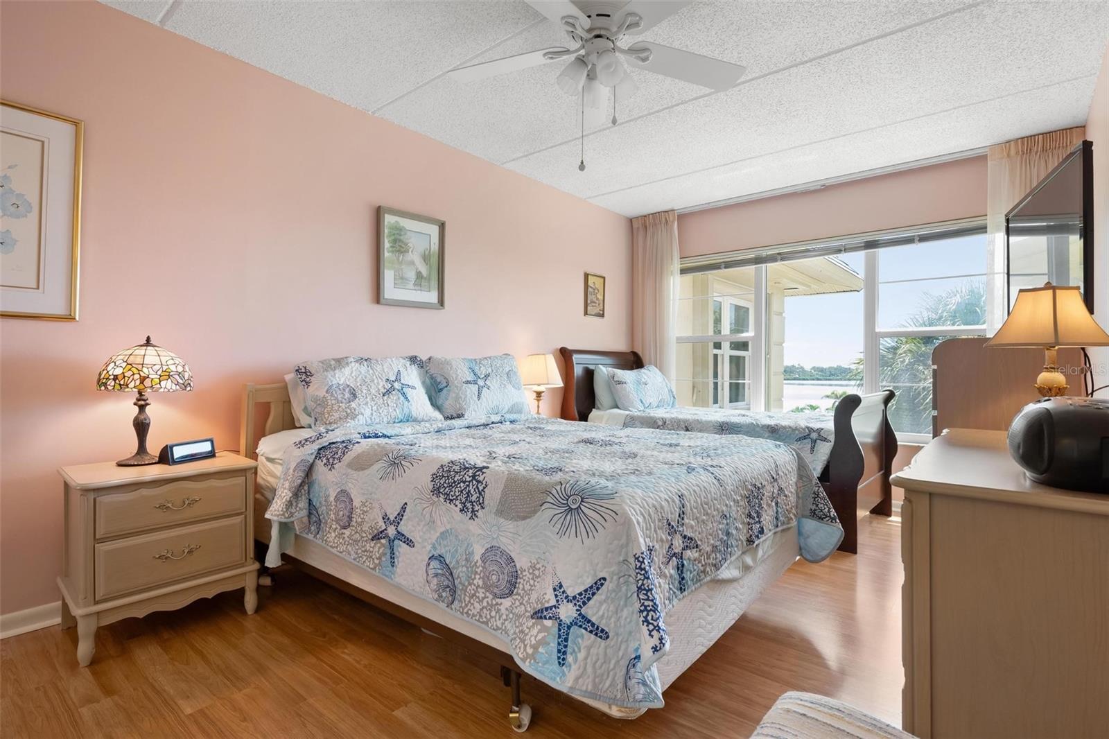 BEACH HARBOR CLUB - Residential