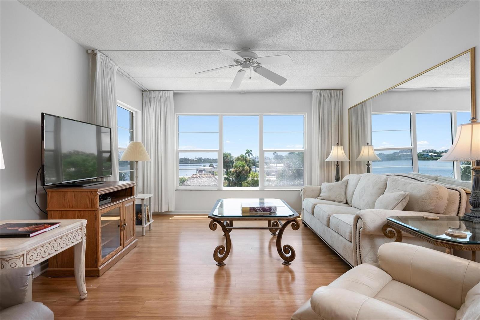 3810 GULF OF MEXICO DRIVE F302