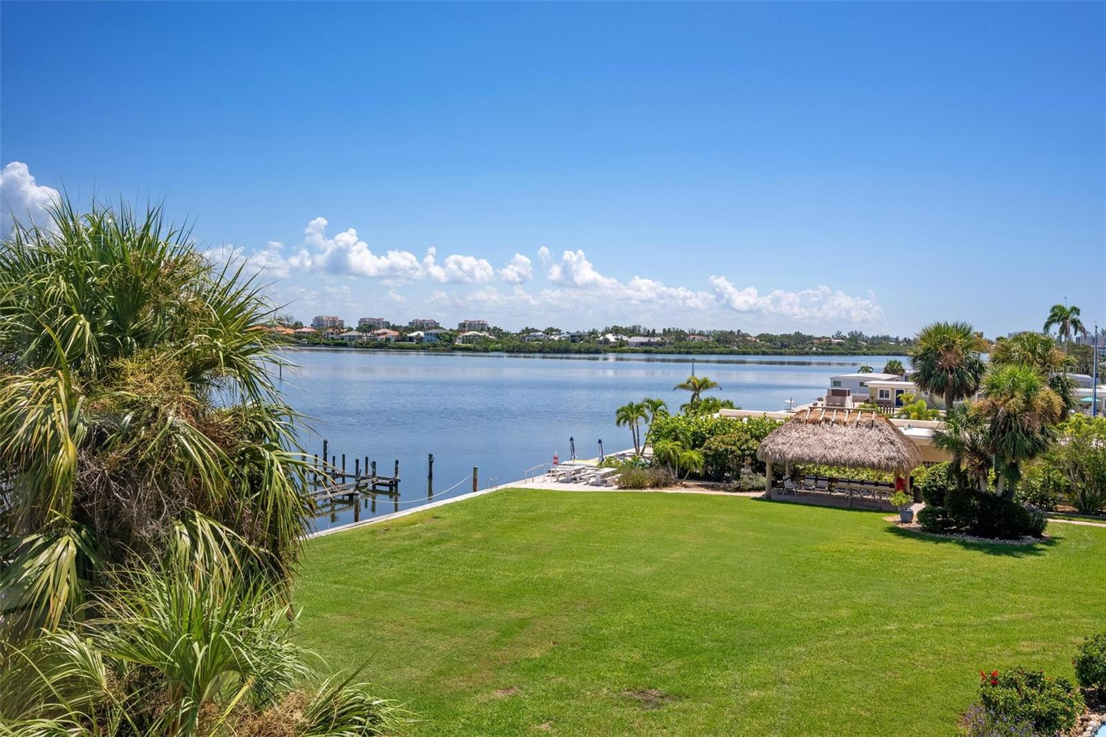BEACH HARBOR CLUB - Residential