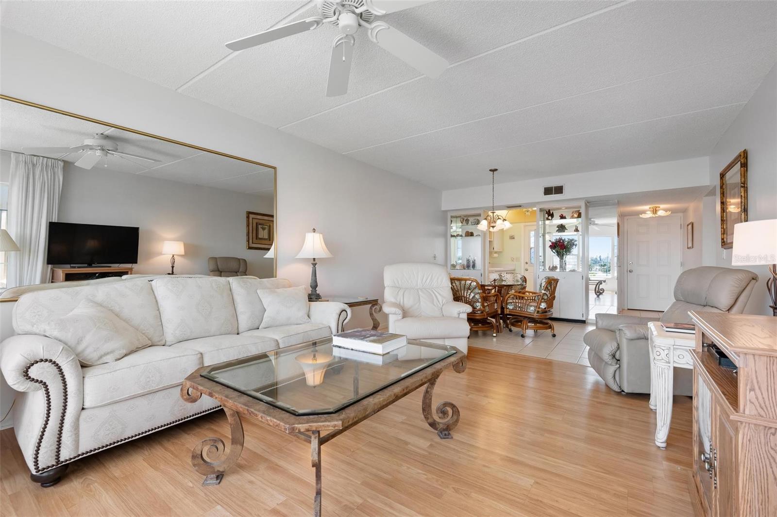 BEACH HARBOR CLUB - Residential