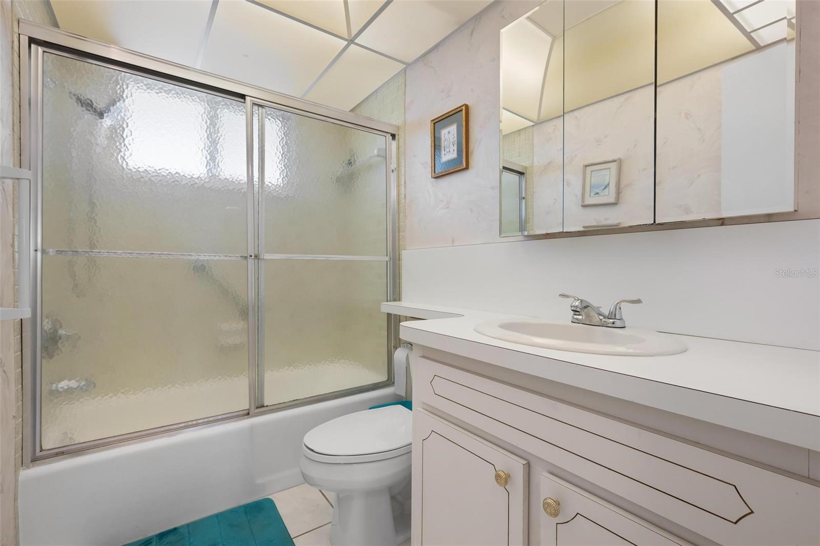BEACH HARBOR CLUB - Residential