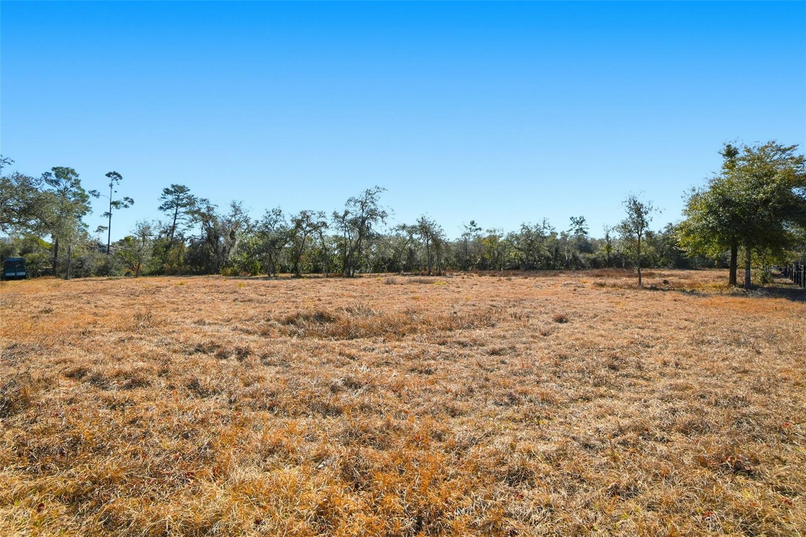 SAND PINE PLACE 5 ACRE DEVELOPMENT - Residential