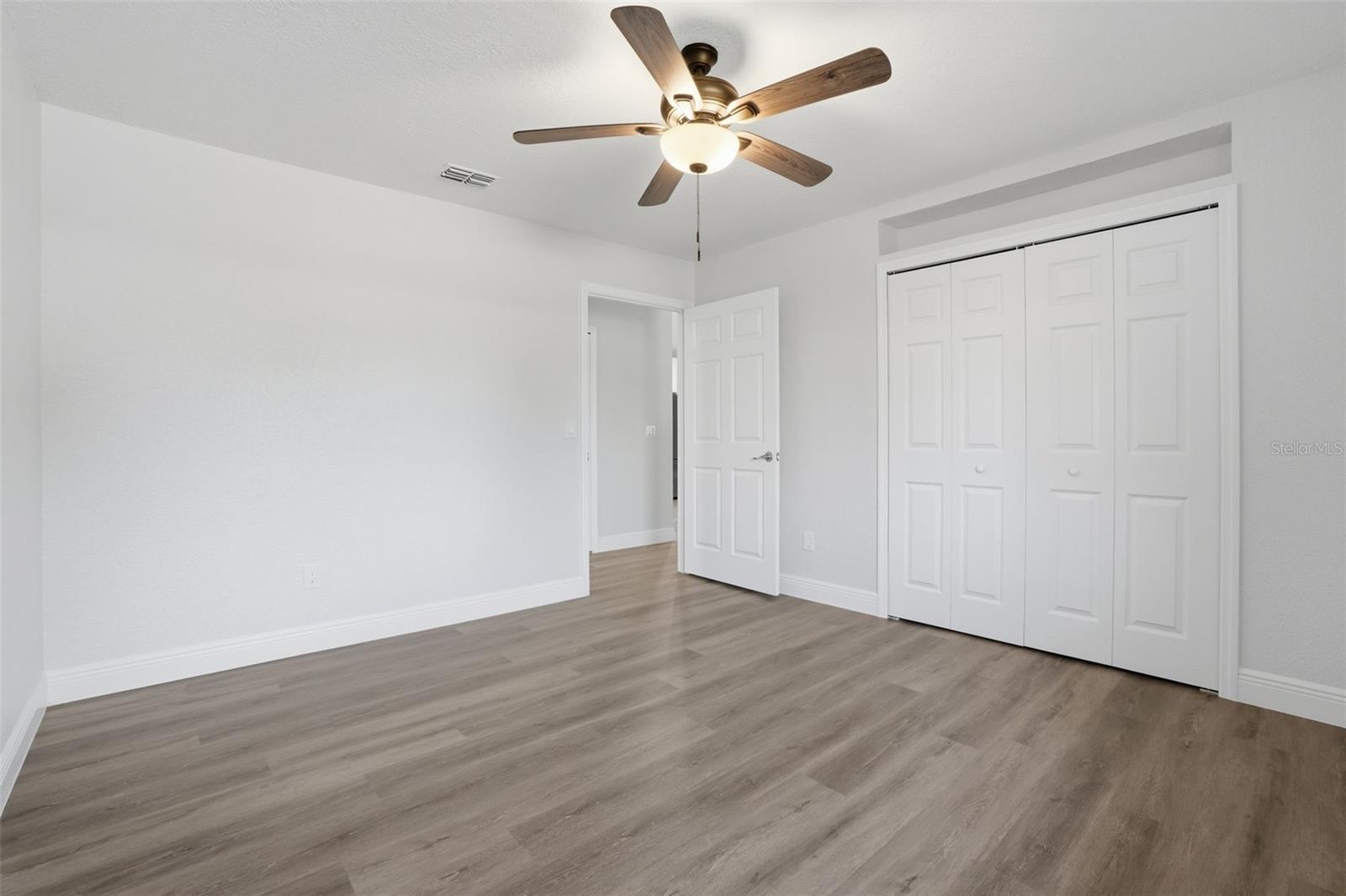 SAND PINE PLACE 5 ACRE DEVELOPMENT - Residential