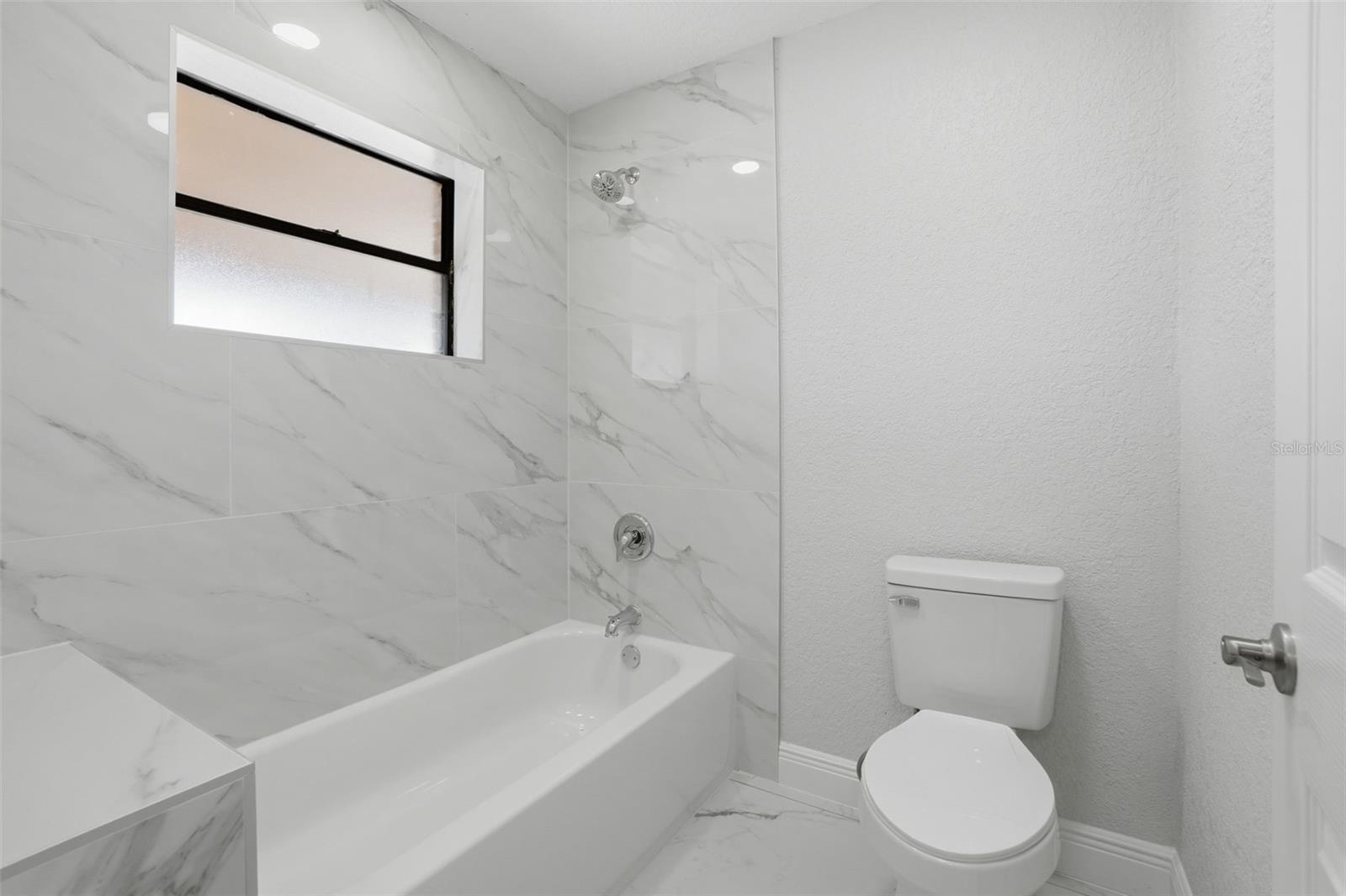 SAND PINE PLACE 5 ACRE DEVELOPMENT - Residential