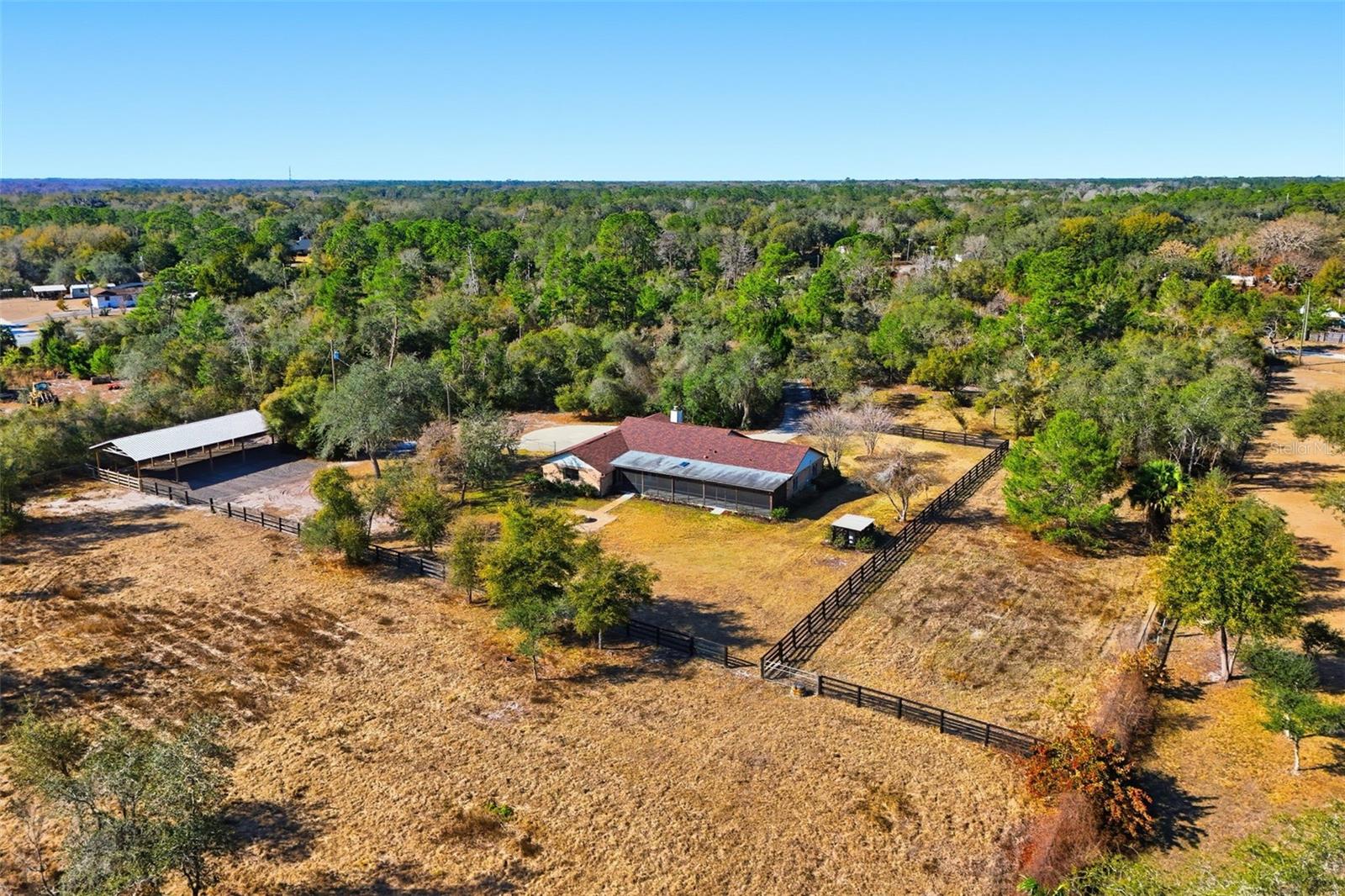 SAND PINE PLACE 5 ACRE DEVELOPMENT - Residential