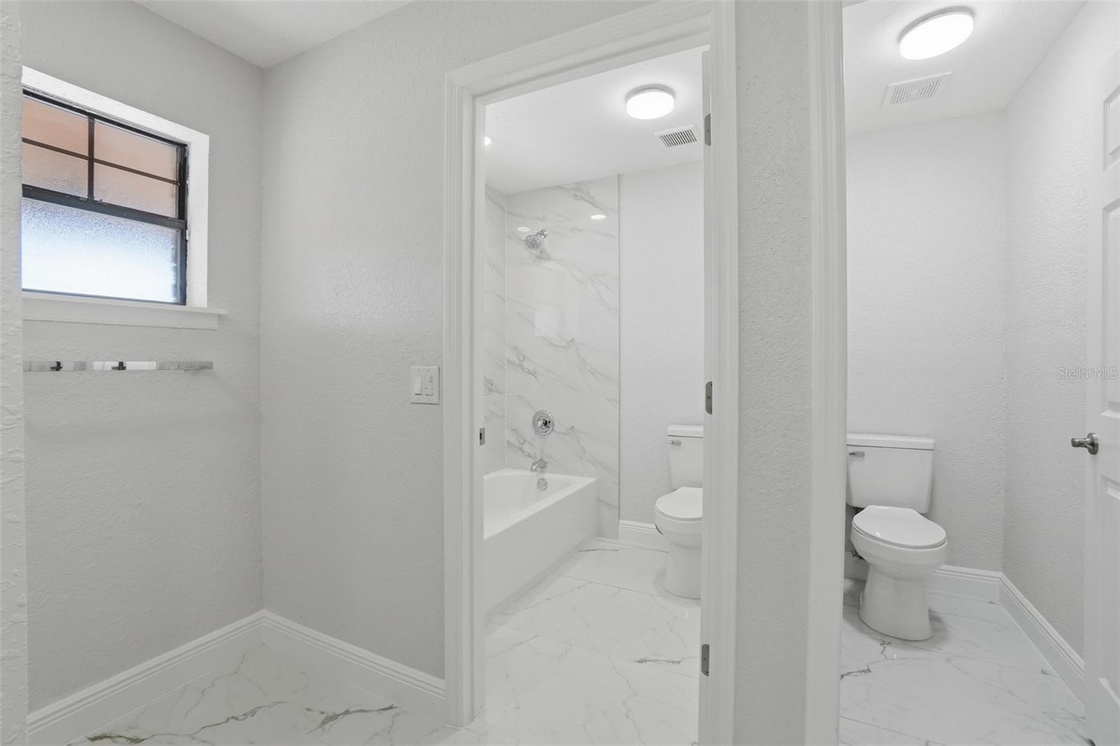 SAND PINE PLACE 5 ACRE DEVELOPMENT - Residential