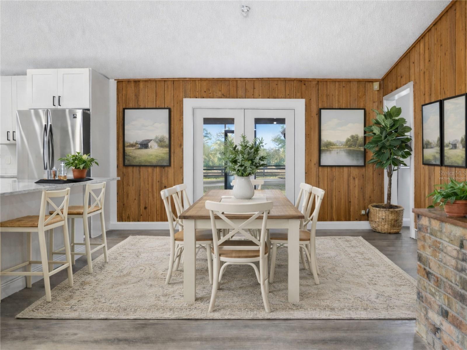 SAND PINE PLACE 5 ACRE DEVELOPMENT - Residential