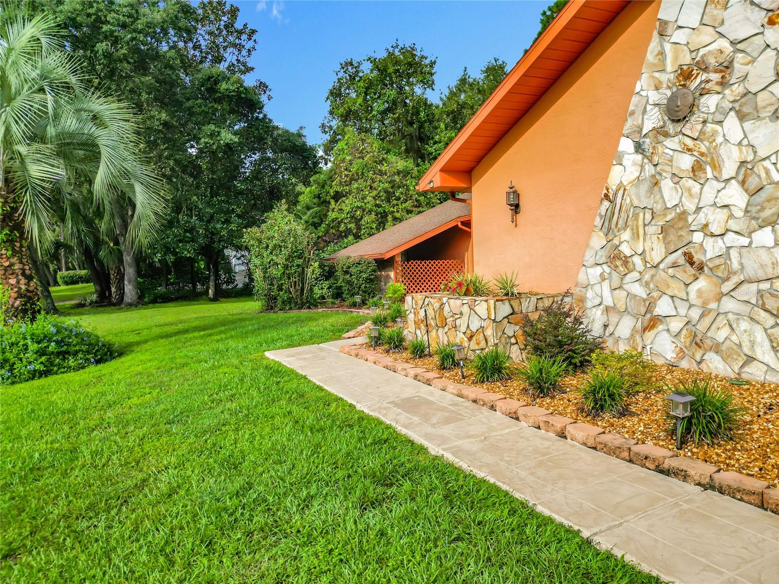 FAIRVIEW ESTATES - Residential