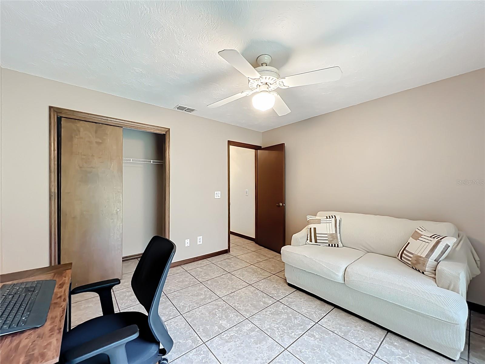 FAIRVIEW ESTATES - Residential