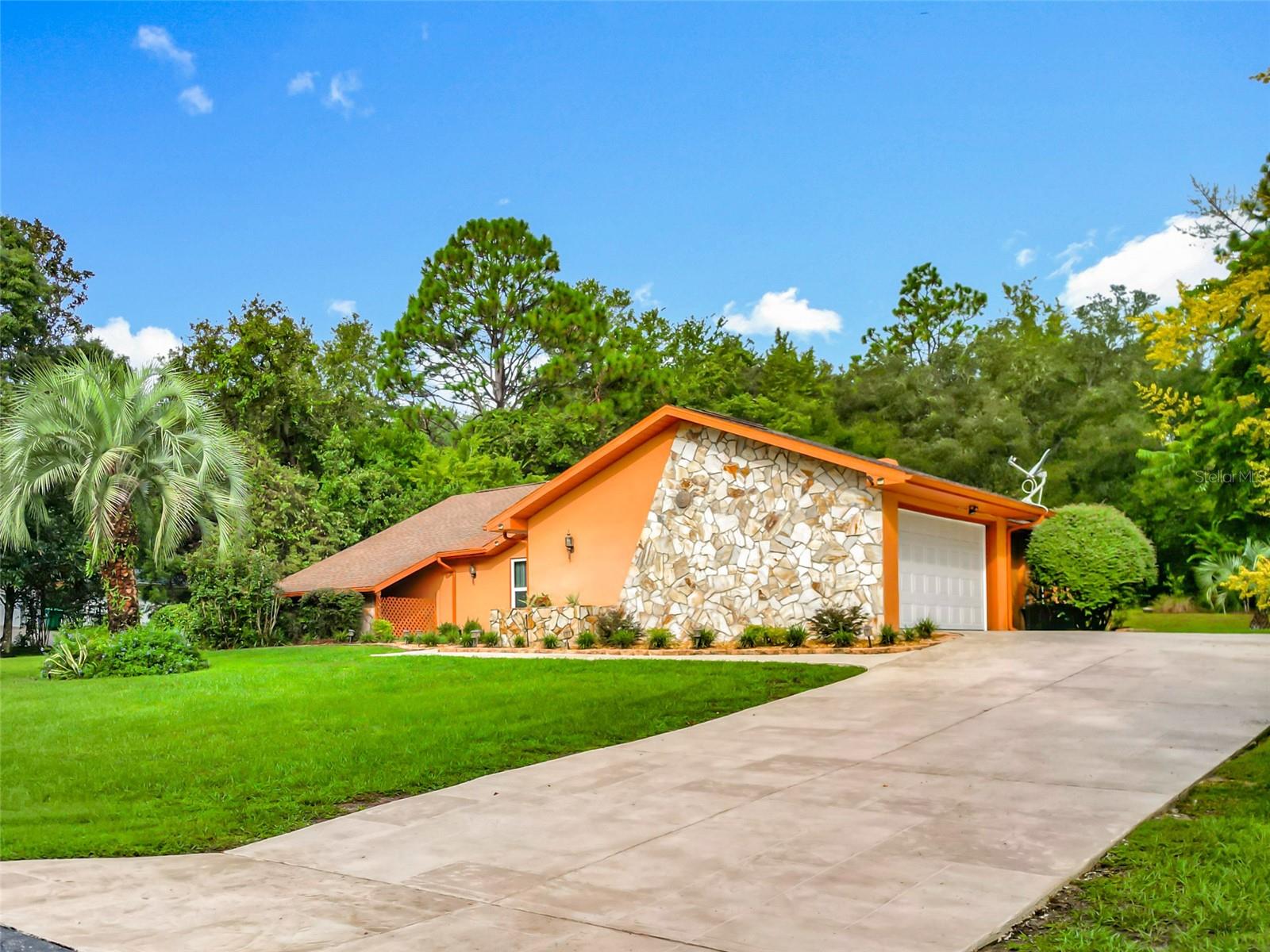 FAIRVIEW ESTATES - Residential