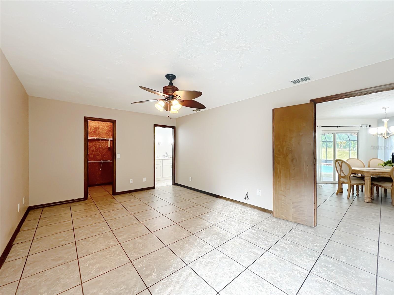 FAIRVIEW ESTATES - Residential