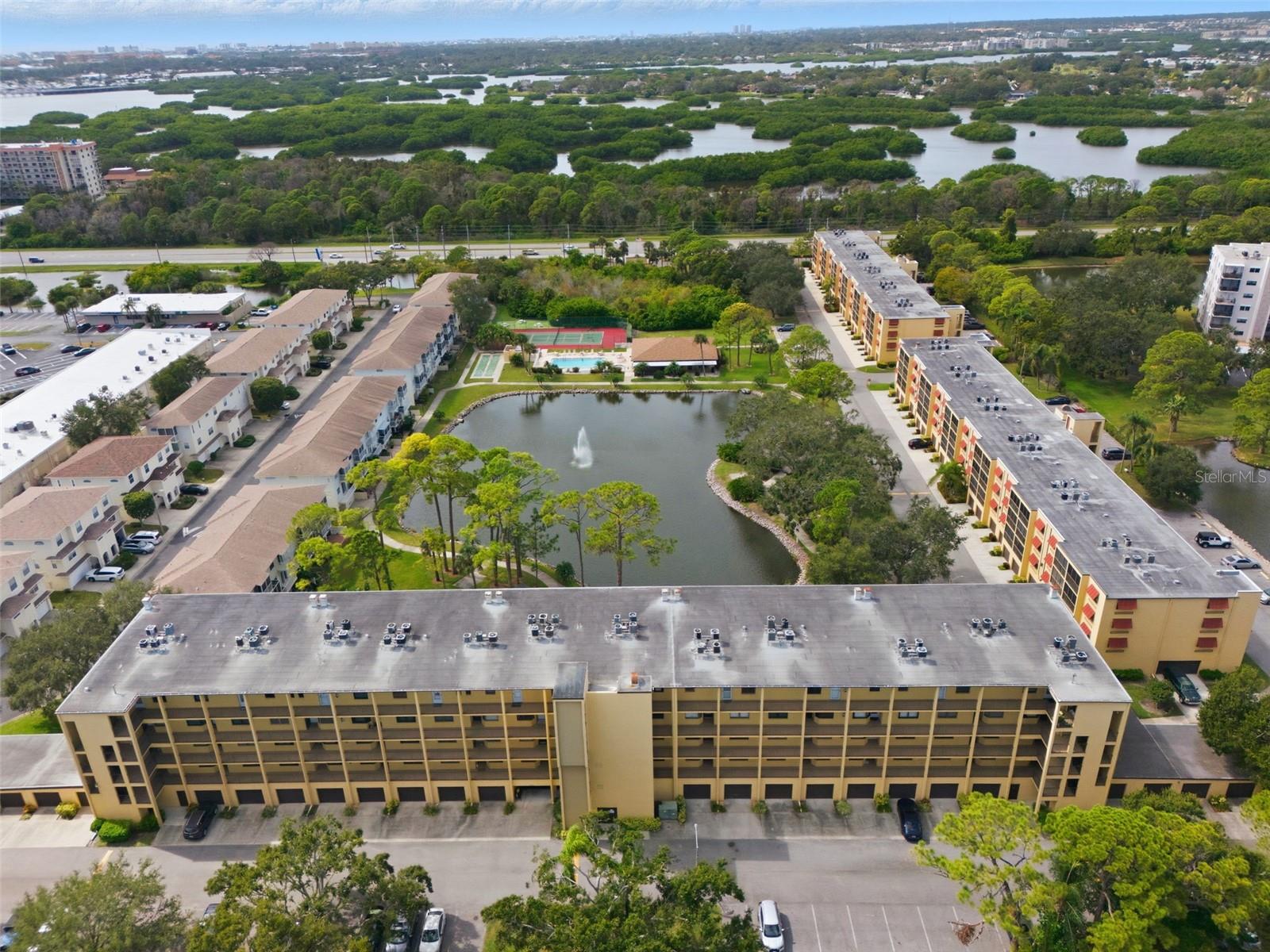 6000 PARK PLACE CONDO - Residential