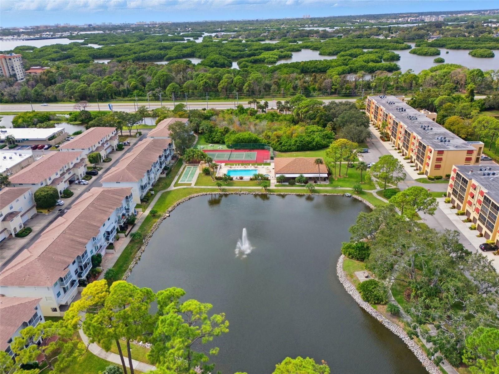 6000 PARK PLACE CONDO - Residential