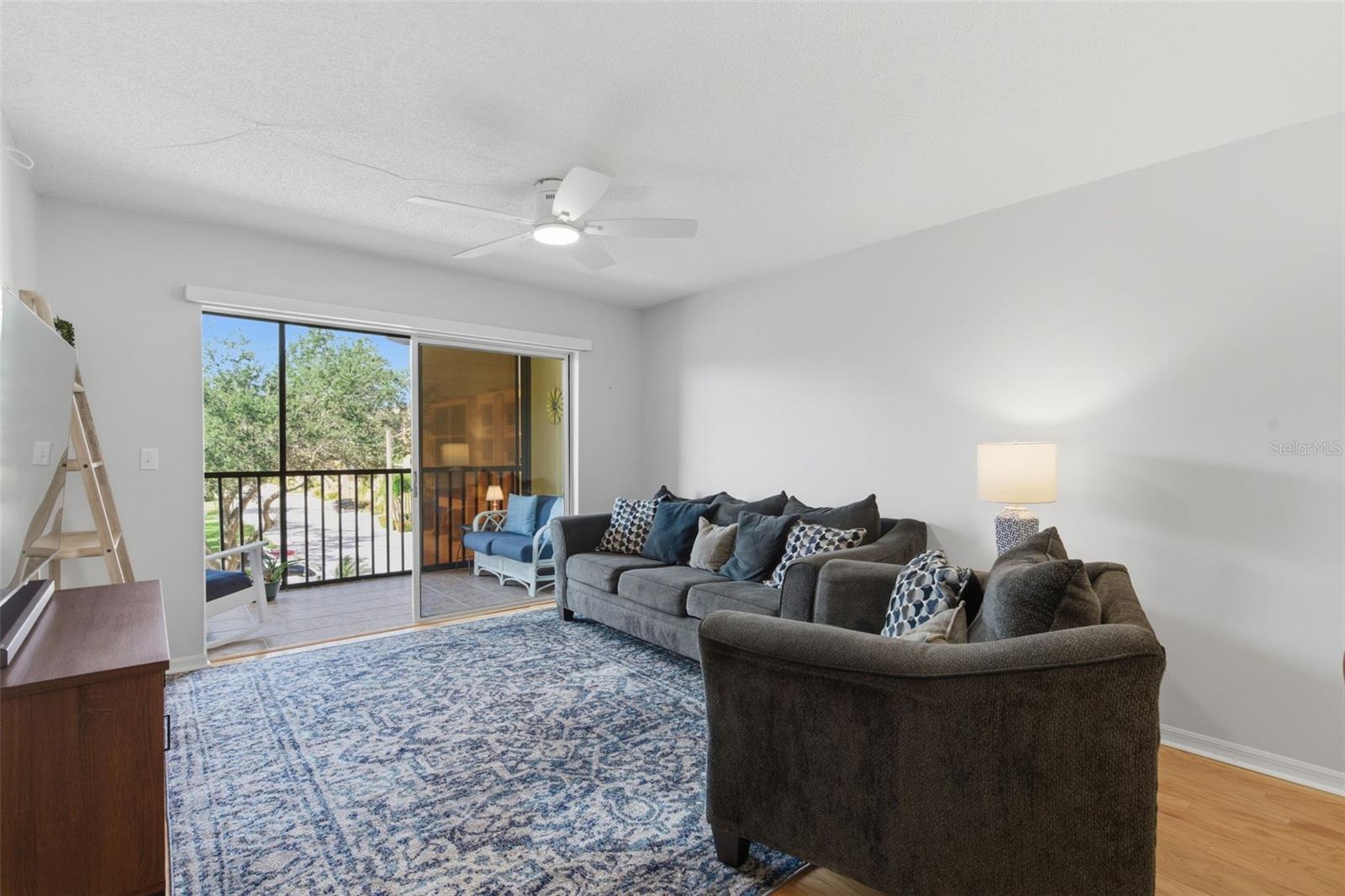 6000 PARK PLACE CONDO - Residential