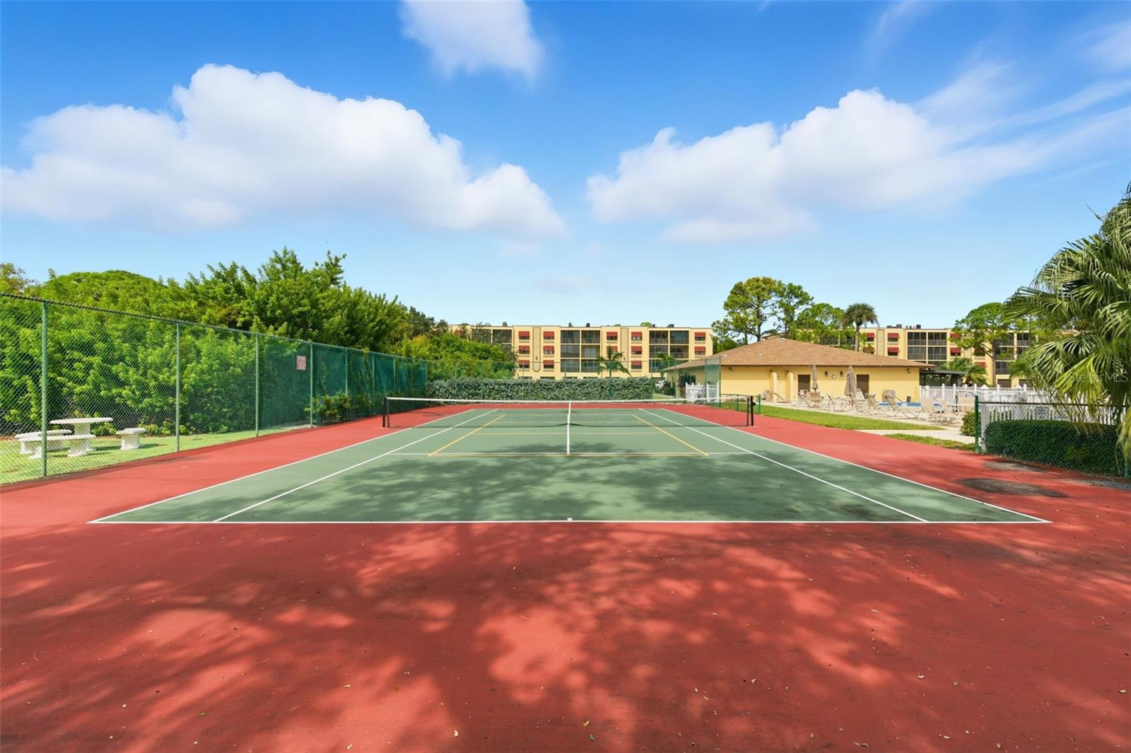 6000 PARK PLACE CONDO - Residential