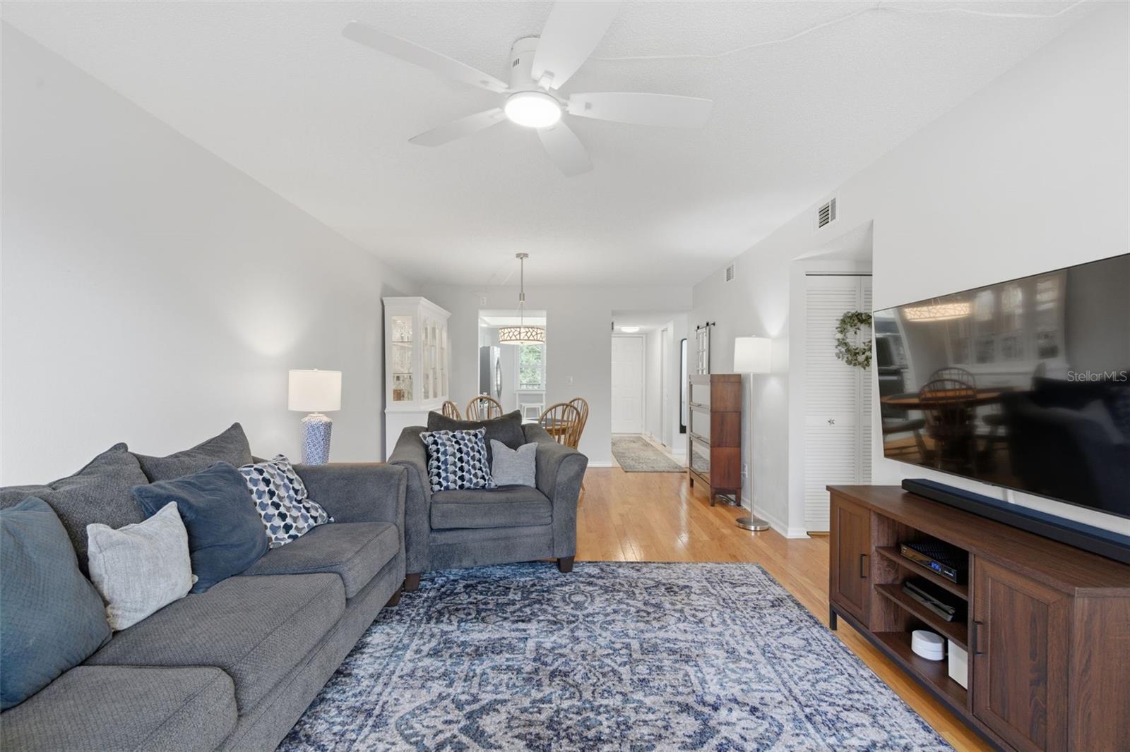6000 PARK PLACE CONDO - Residential