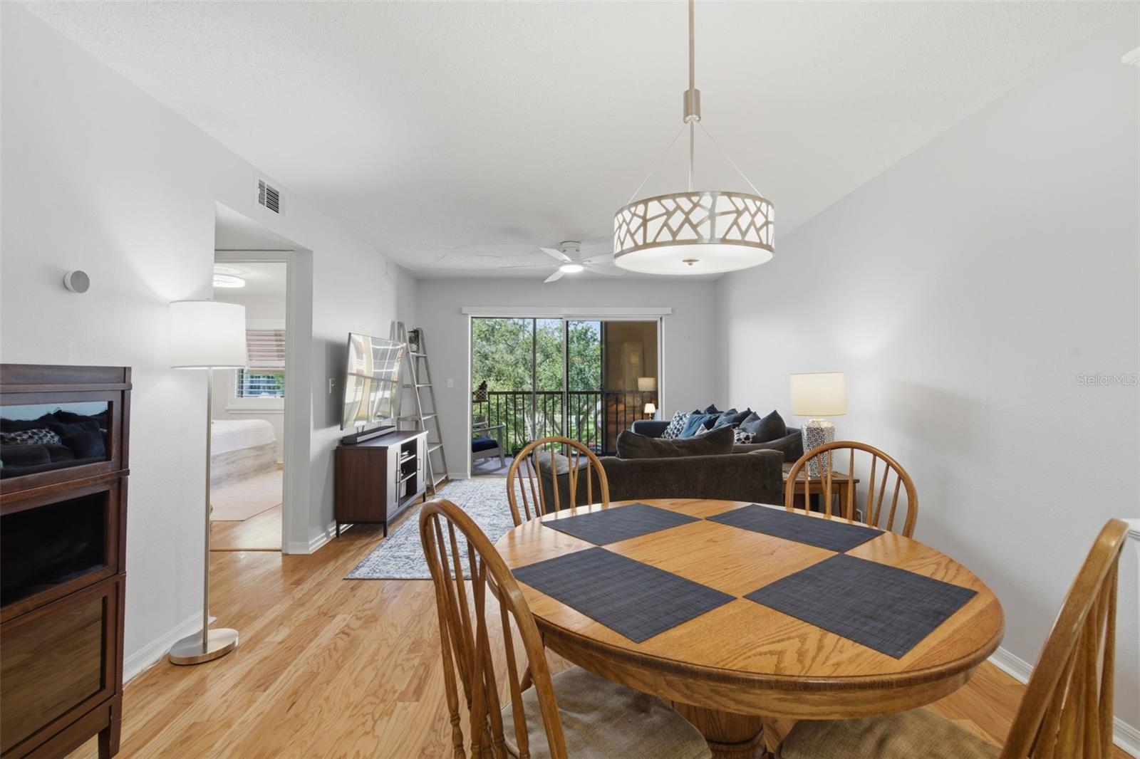 6000 PARK PLACE CONDO - Residential